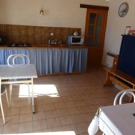 Vakantiehuis House Jolie Maison Du Pays 2